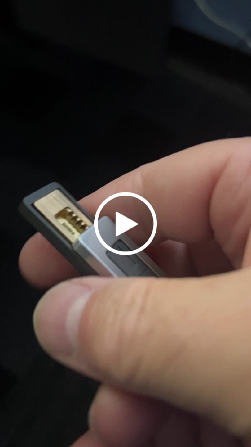 Customer video review of Lautie CHOC Mechanical Slider