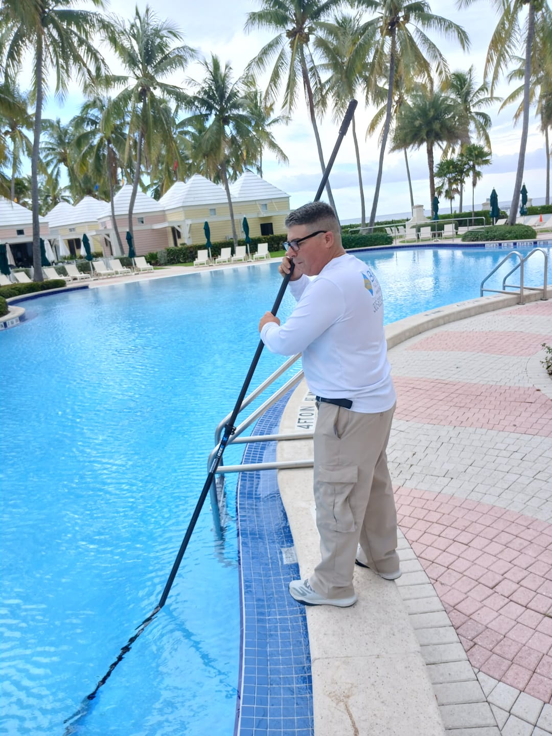 Customer photo review of HyperPole / Carbon Only Swimming Pool pole