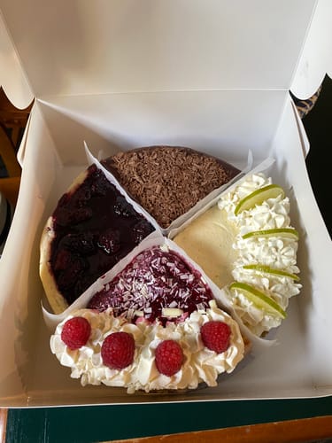 Customer photo review of Cheesecake Sampler