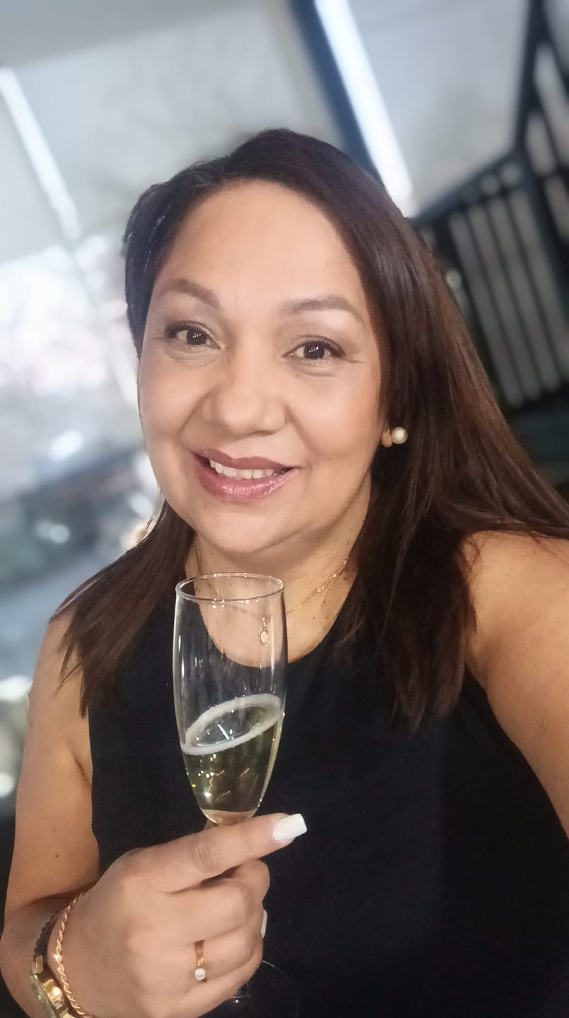 Customer photo review of Curso AutoMaquillaje Santiago