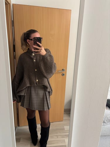 Customer photo review of Oversized Cardigan "CozyGlam"