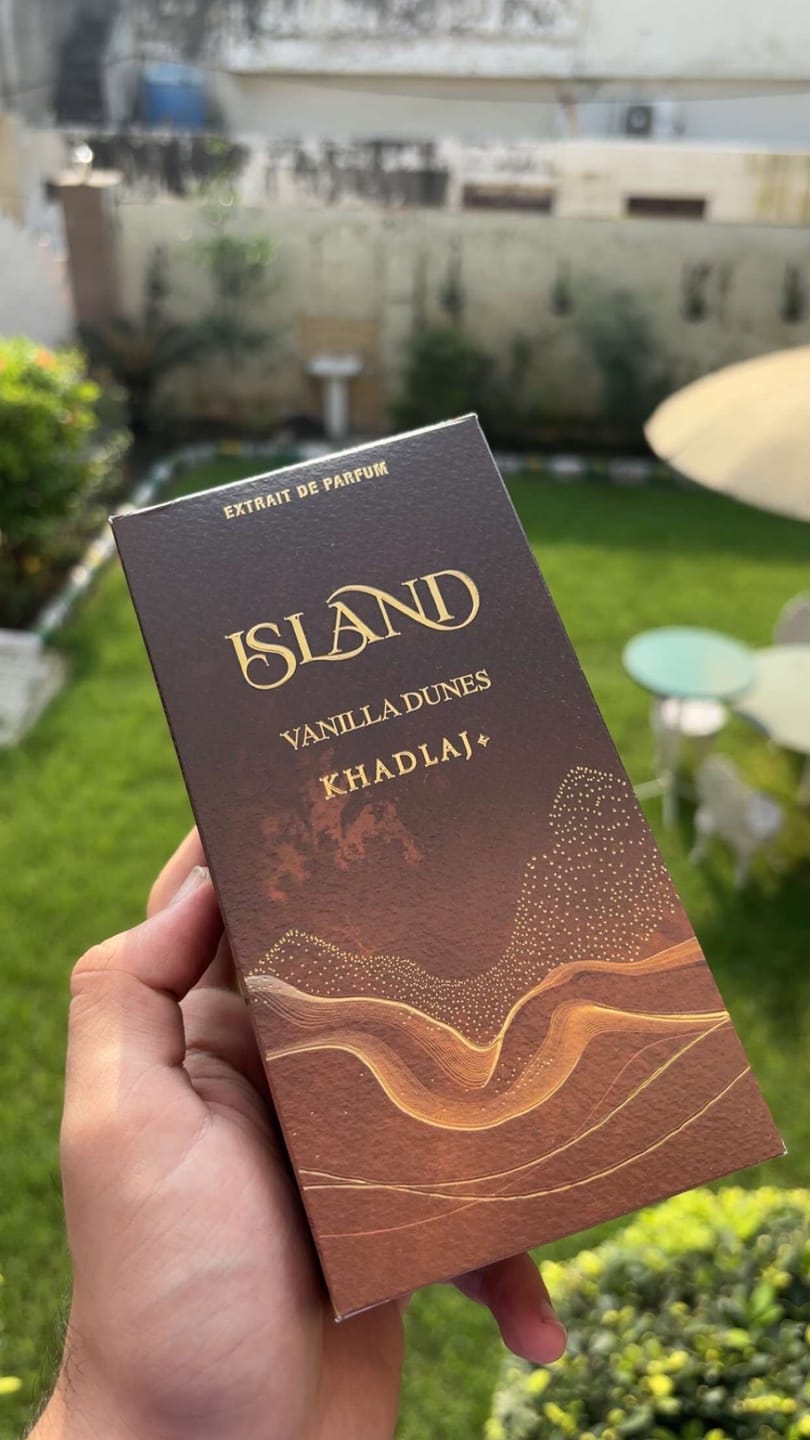 Customer photo review of Khadlaj Island Vanilla Dunes Extrait De Parfum For Unisex