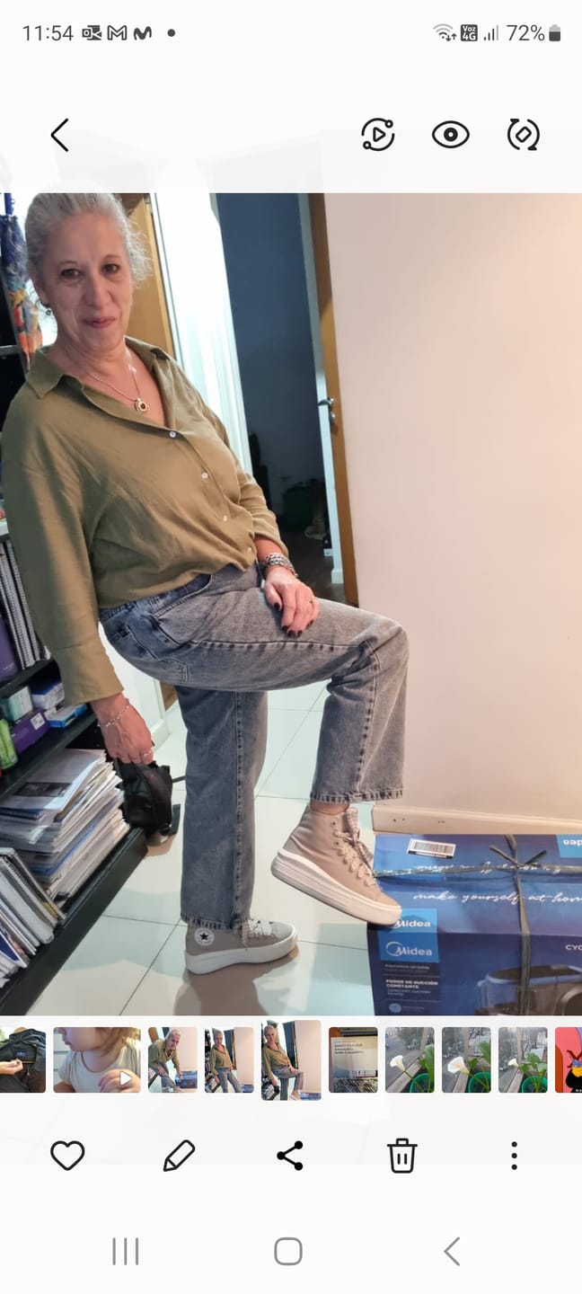 Customer photo review of Zapatillas Converse Chuck Taylor Move Hi Platform Beige
