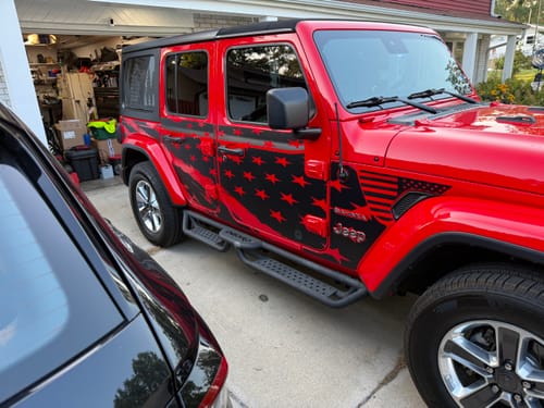 Customer photo review of Wrangler JLU Removable Trail Armor