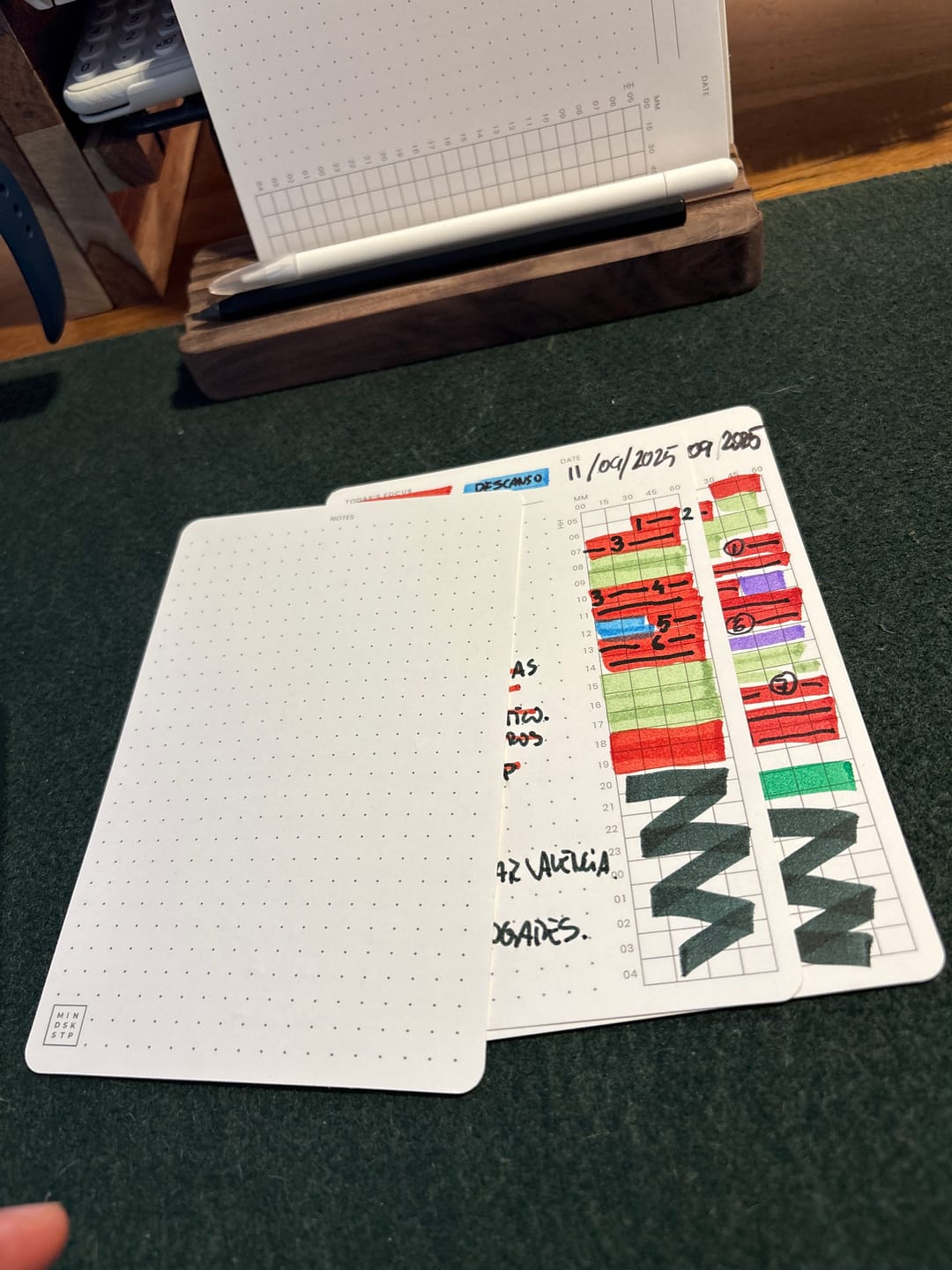 Customer photo review of Task & Time Cards