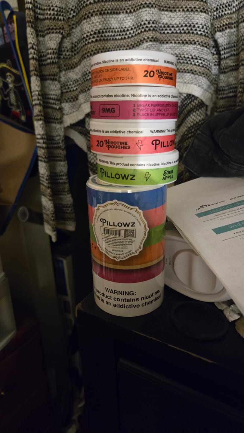 Customer photo review of Sour Pouches 5-Can Multi Flavor Pack