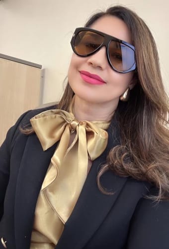 Customer photo review of Óculos Brienza Oversized