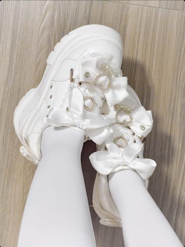 Customer photo review of Original deep-cut platform shoes