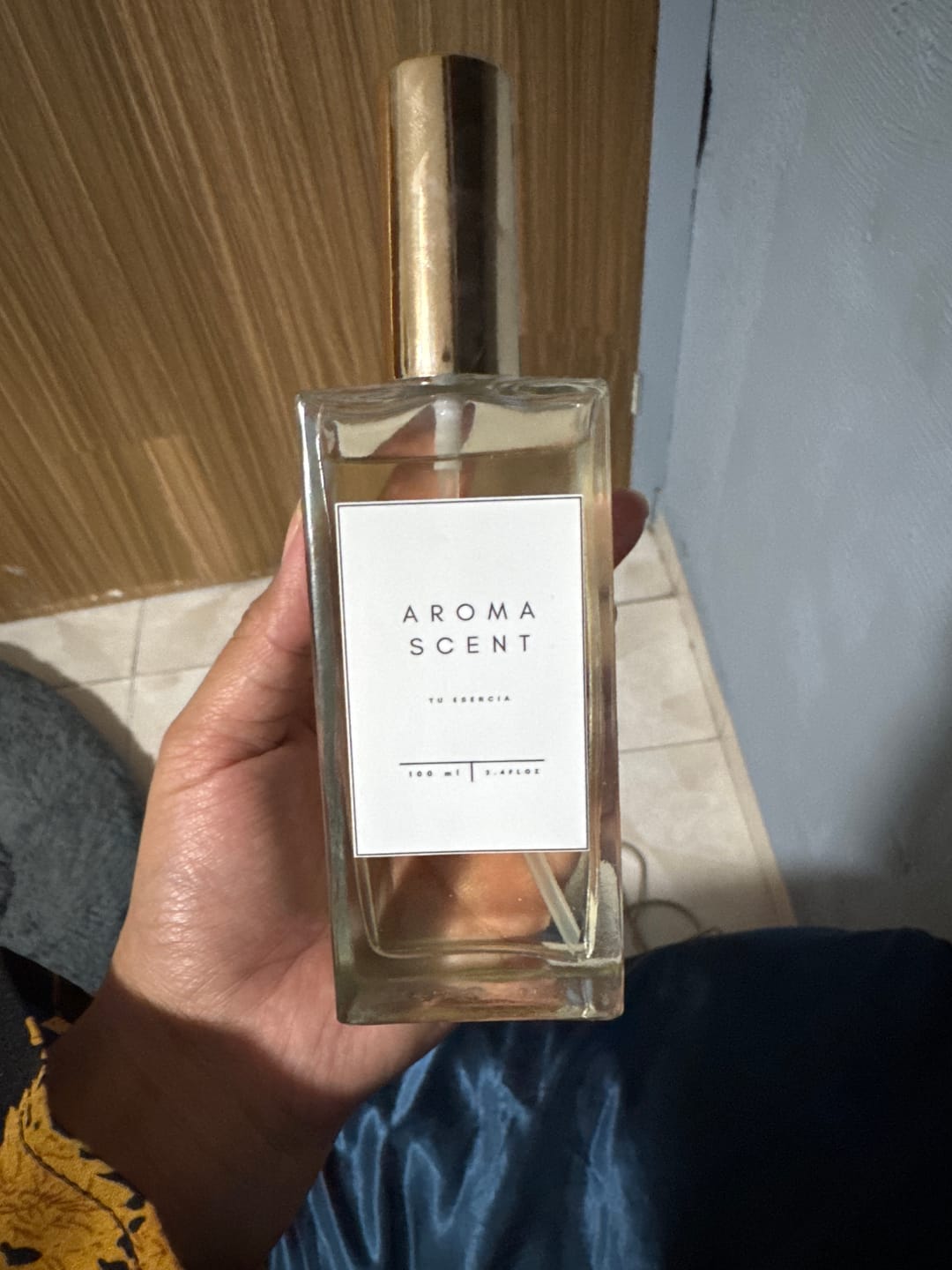 Customer photo review of AM124 - INSPIRADO EN BURBERRY HER ELIXIR DE PARFUM DE BURBERRY- MUJER