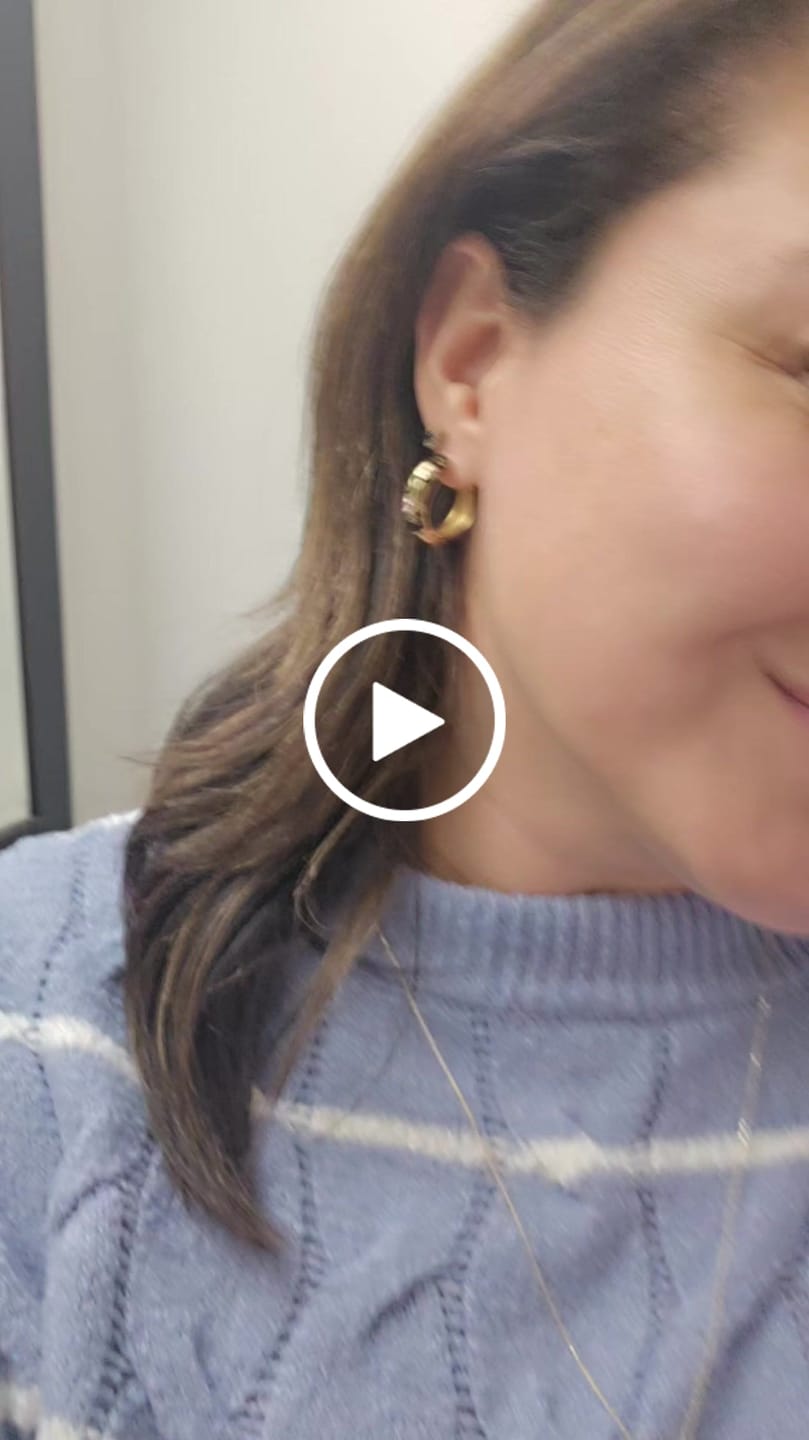 Customer video review of Black Gold Hoop Flower Earrings
