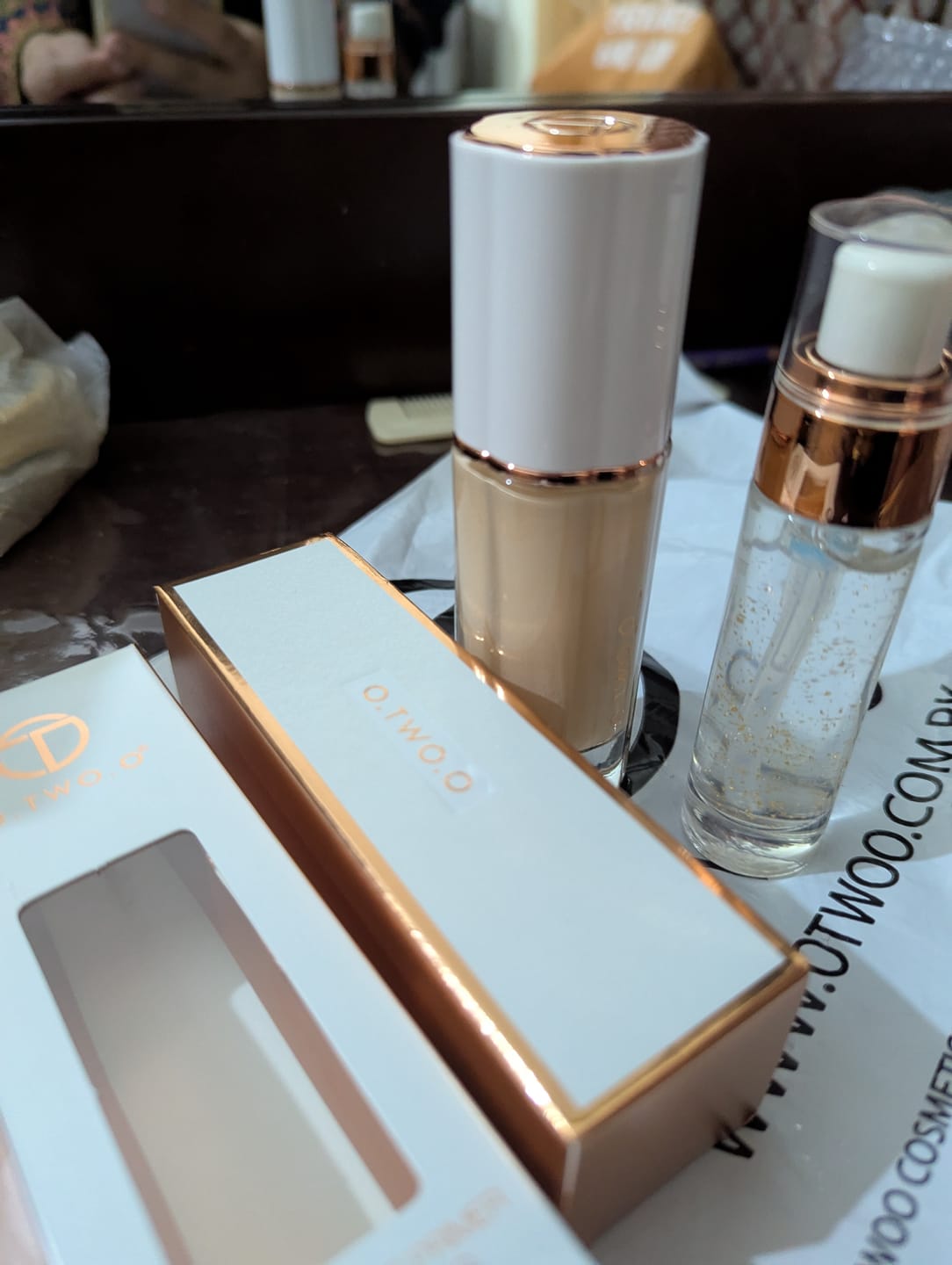 Customer photo review of O.TWO.O OIL FREE SOFT MIST LOCKING FOUNDATION