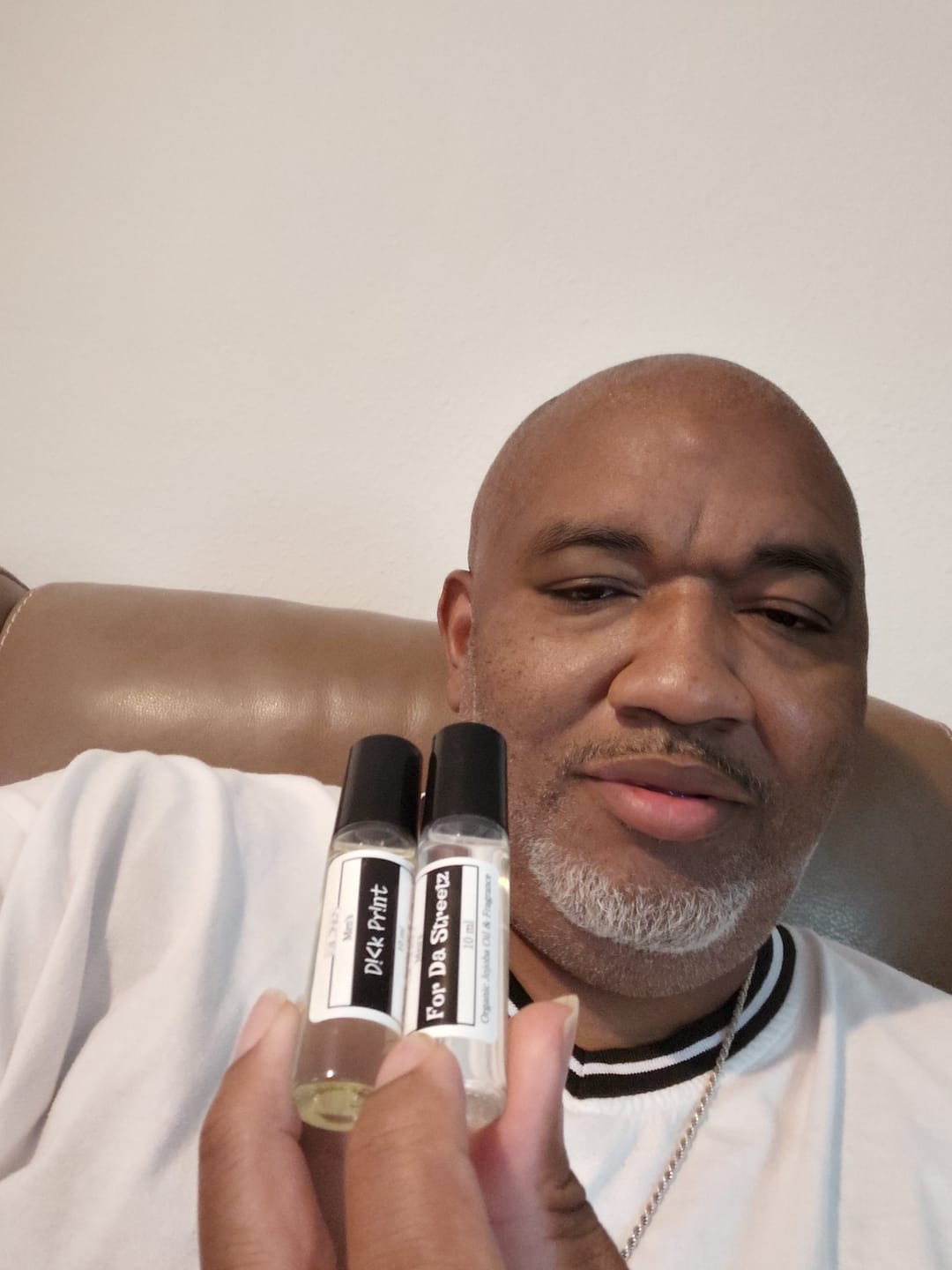 Customer photo review of Men's Cologne Oil Roller