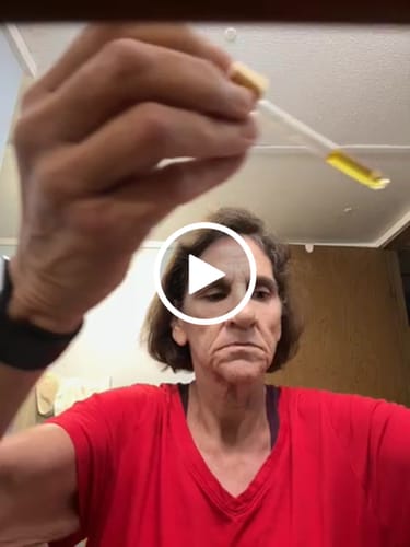 Customer video review of DIVINE9 Facial Serum