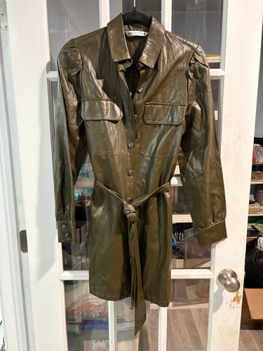Customer photo review of Zara Women's Secondhand Wholesale Clothing
