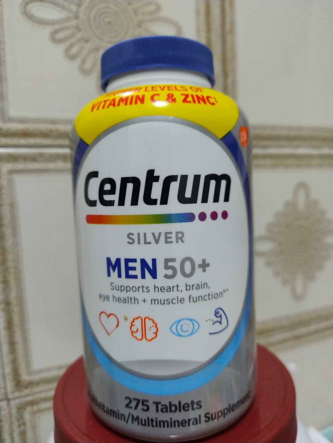 Customer photo review of Centrum Silver - Multivitamina para Homens acima de 50 anos (275 Caps)