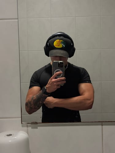 Customer photo review of Dedic8 Compression Tee