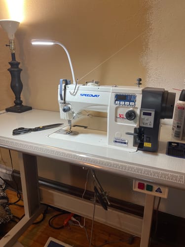 Customer photo review of SPEEDWAY 20U-C2 High-Speed Zig-Zag Sewing Machine with Direct Drive Motor Complete Assembled with Table and Stand Included