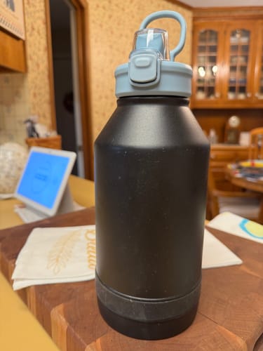 Customer photo review of Replacement Lid for Push Bottle