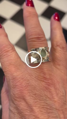 Customer video review of Aquamarine Celestial Fidget Ring