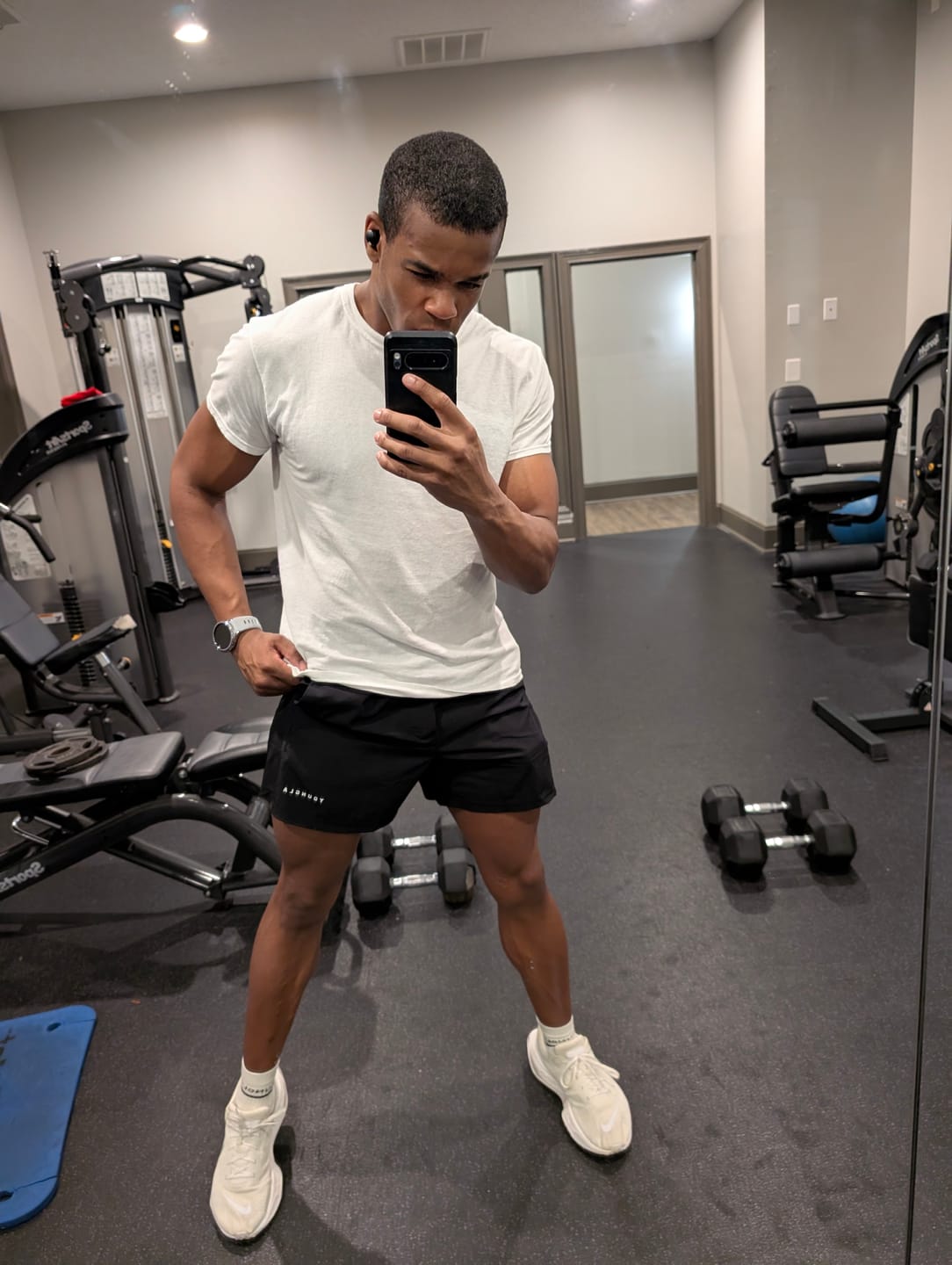 Customer photo review of 1022 - Staple Shorts 4.5"