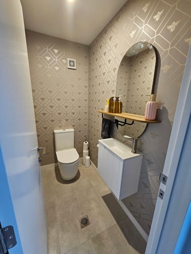 Customer photo review of Honeycomb Bee - Geometric Metallic Wallpaper - Taupe