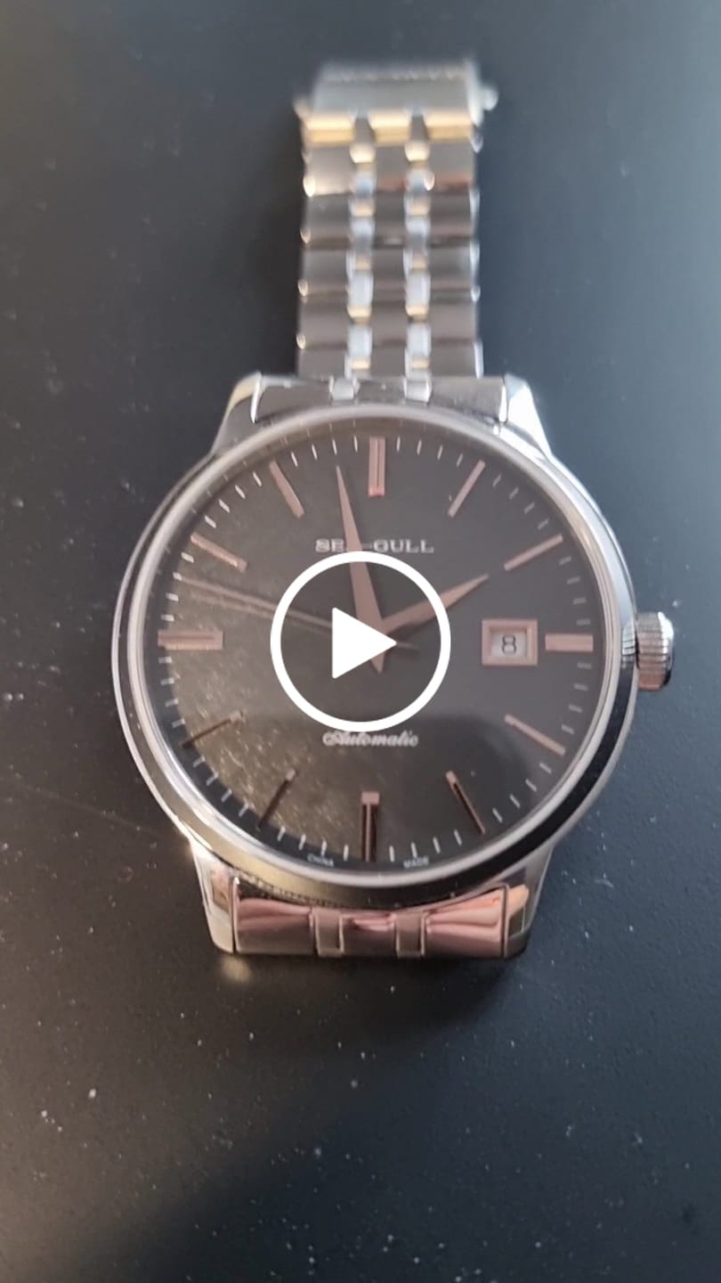 Customer video review of Tai Hang Mountains Collaboration | Calendar | Business | 40mm