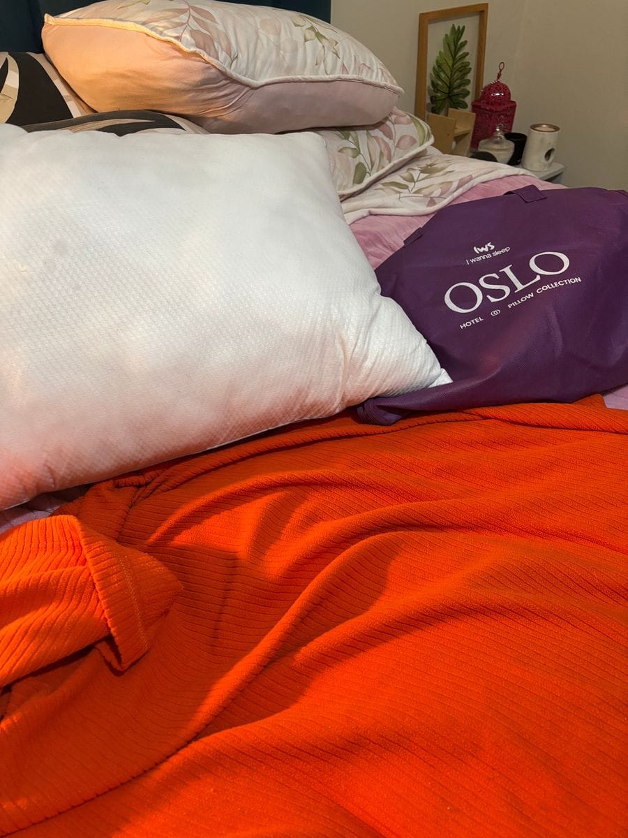 Customer photo review of Oslo IWS Hotel Pillow Collection™