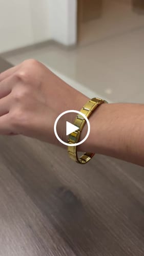 Customer video review of Italian Bracelet