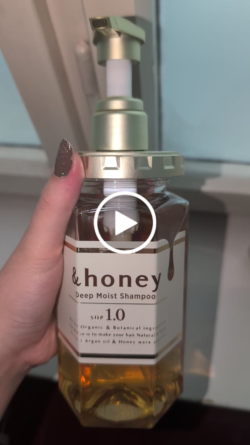 Customer video review of & Honey Deep Moist Shampoo & Treatment Set 440ml Each
