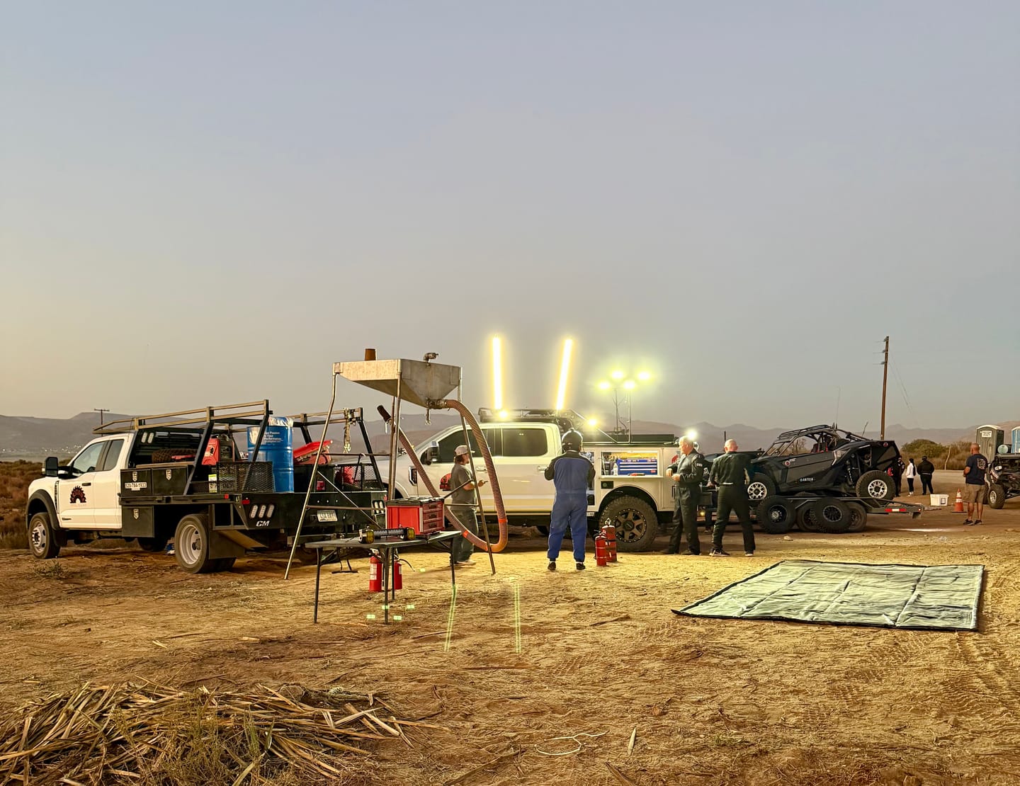 Customer photo review of Racing Trailer Pit Light – Dual 5 Foot Pole 20,000 Lumens