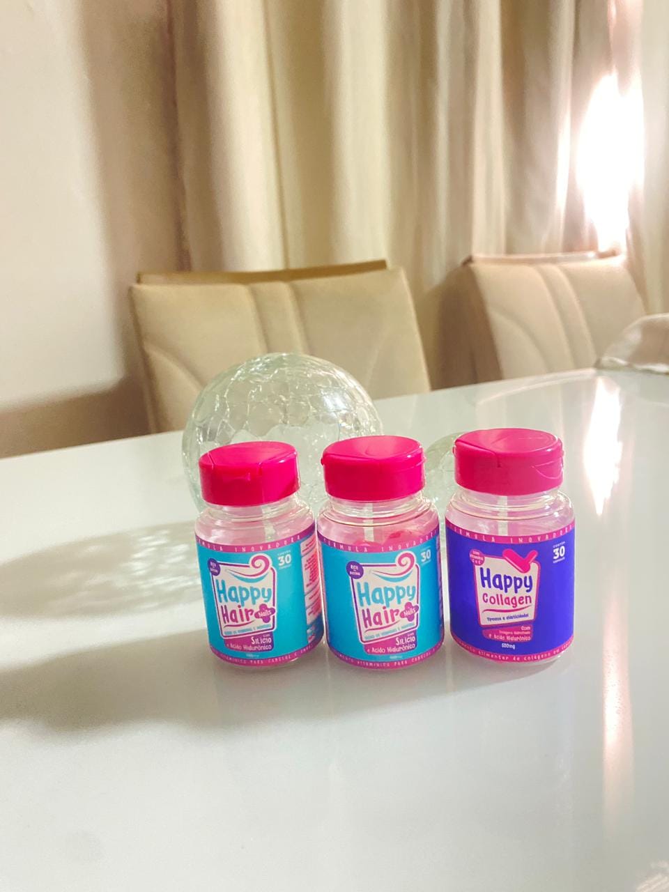 Customer photo review of Happy Hair 6 Potes + 6 Potes Grátis + 2 Colágenos + 1 Happy Calm (Total 15 Potes)