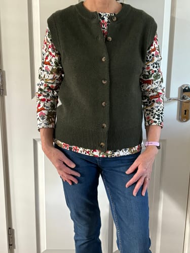 Customer photo review of Brand New Khaki Luxury Cashmere Crew Neck Waistcoat Small UK 8-10