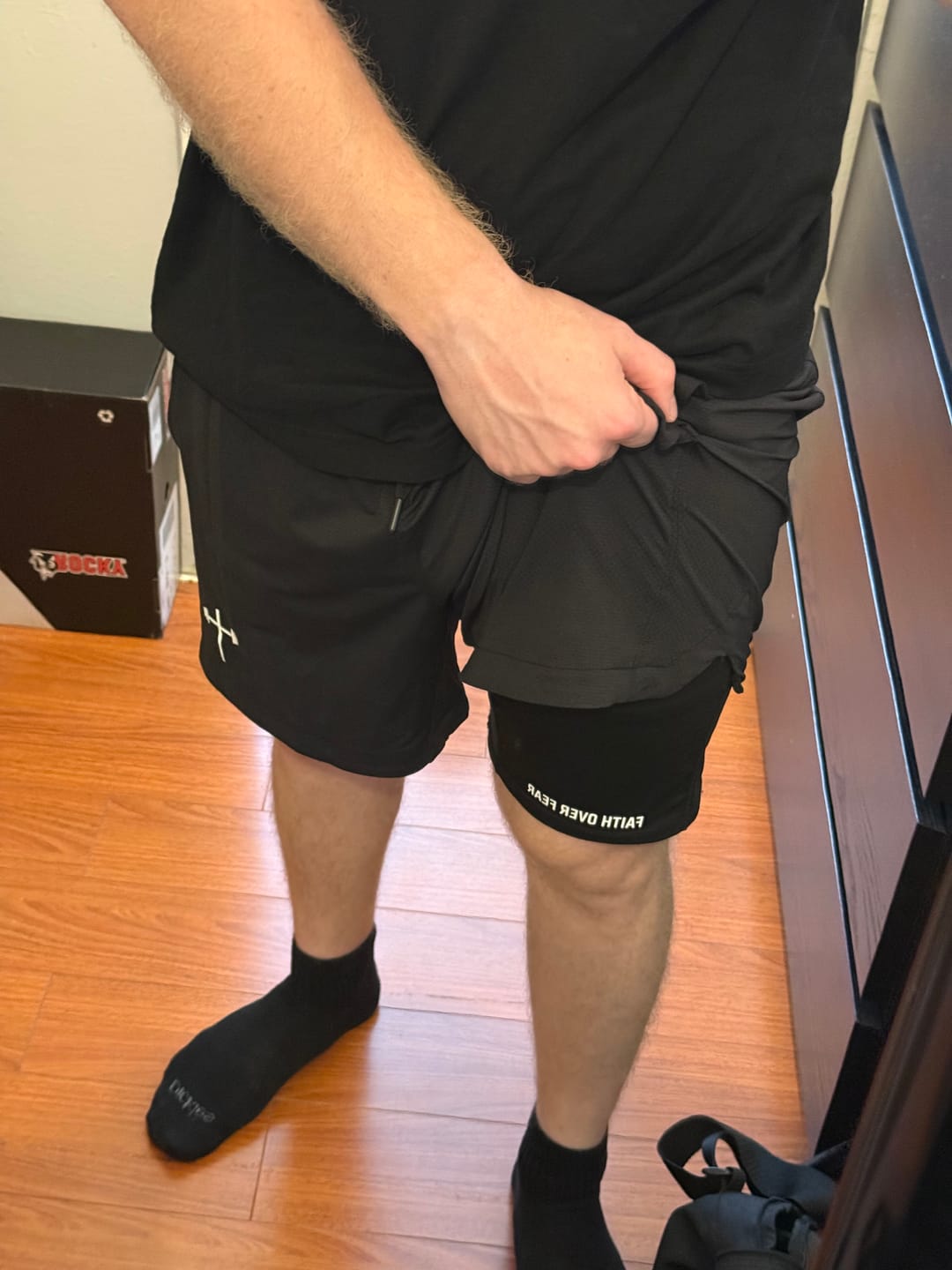 Customer photo review of Signature Tech Liner Shorts