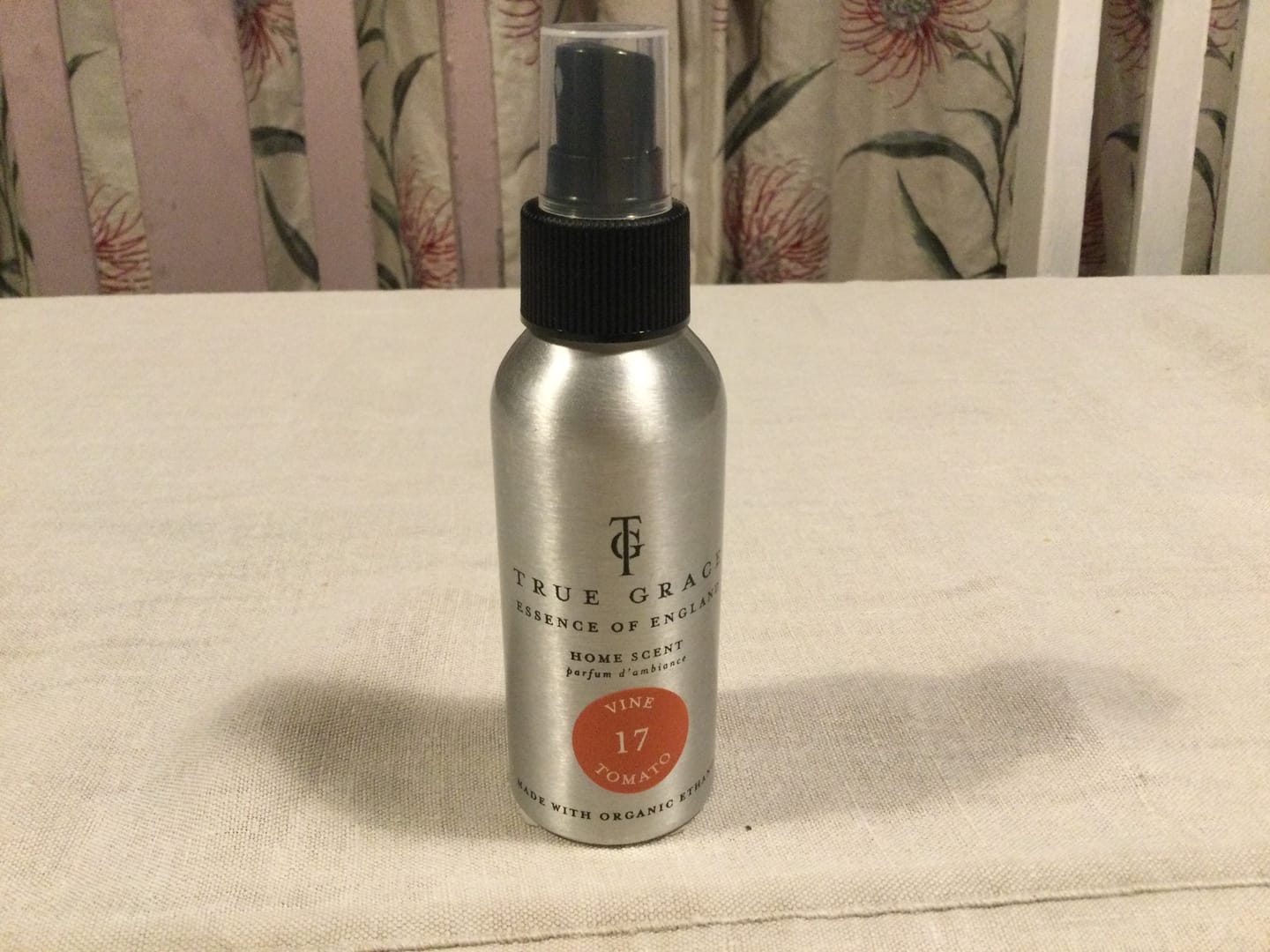 Customer photo review of Vine Tomato Room Spray