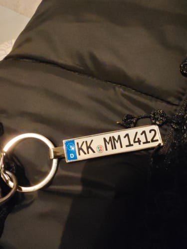 Customer photo review of Kennzeichen Schlüsselanhänger Mini Nummernschild Metall