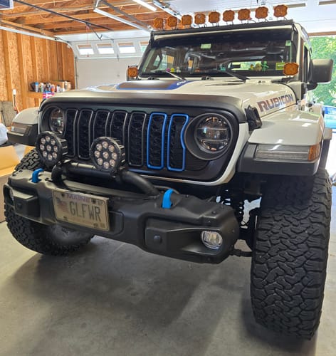 Customer photo review of Aftermarket 2024 JL/JT Grille
