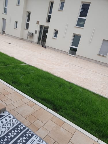Kundenbewertung mit Foto zu RASENBLITZ™ - SOMMERDÜNGER