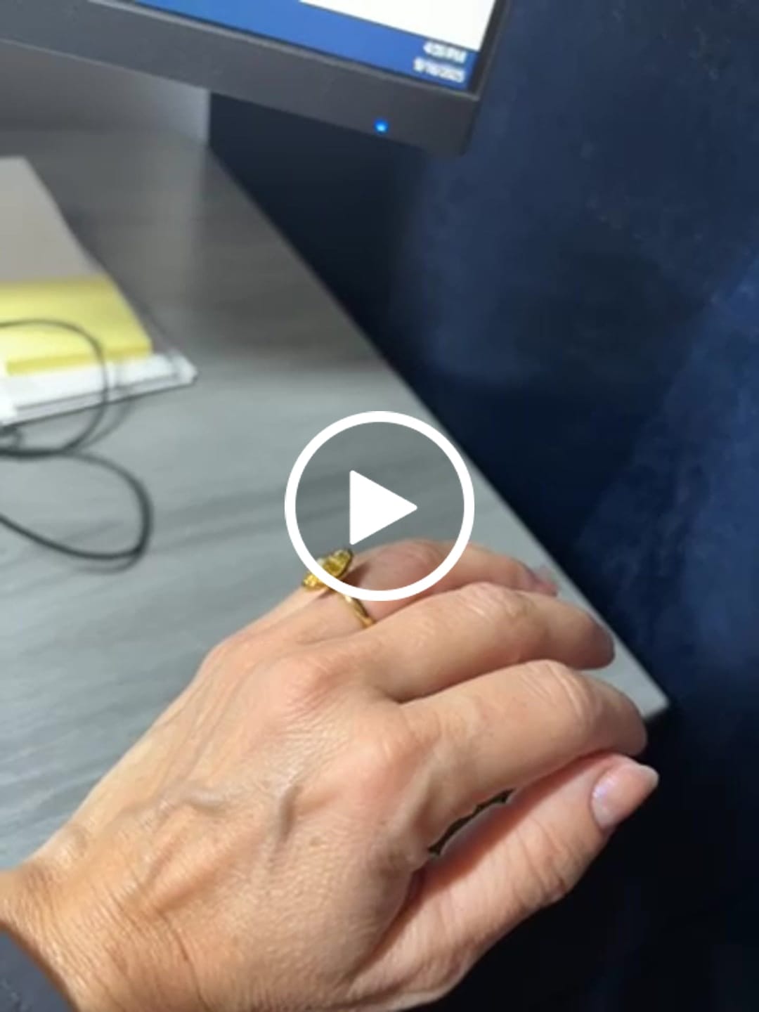 Customer video review of Pua Kala Floral Ring (Bundle)