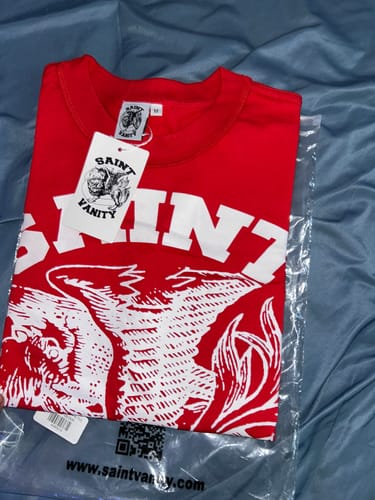 Customer photo review of Saint Vanity Griffin Tee Red/White