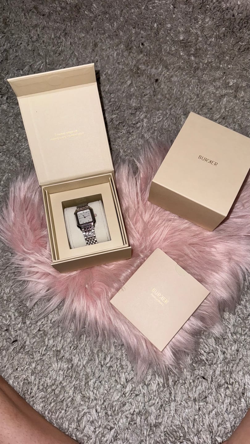Customer photo review of Macy Silver White