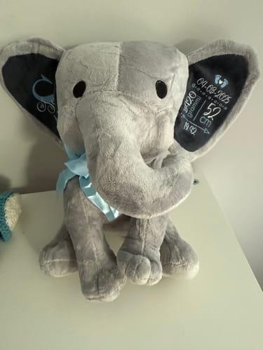 Customer photo review of Elefante coccoloso - Peluche per bambini