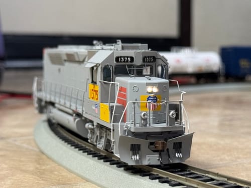 Customer photo review of Athearn Genesis ATHG64927 HO GP40P-2 w/DCC & Sound, UP #1375