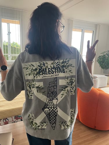 Customer photo review of OFF the Map