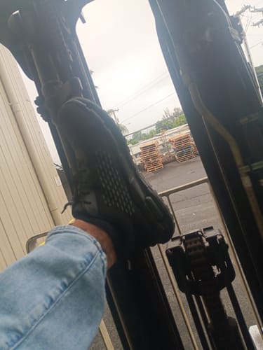 Customer photo review of Maven Composite Toe Electrical Hazard Work Sneakers