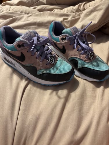 Customer photo review of Air Max 1 'Have A Nike Day' 4Y/5.5W