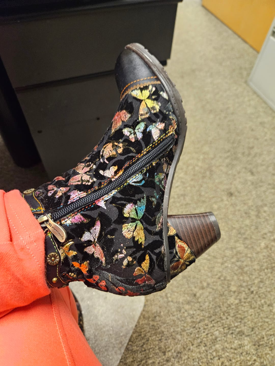 Customer photo review of Vintage Butterfly Elegance Leather Ankle Shoes