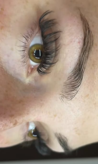 Customer photo review of Velvet Wing