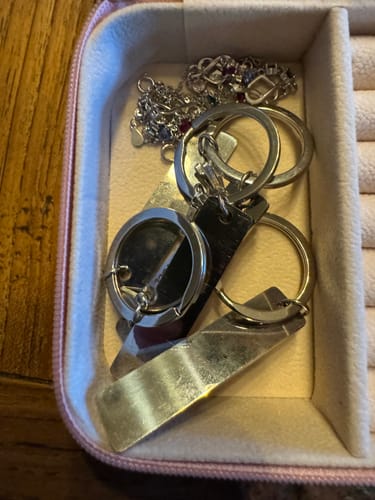 Customer photo review of Gepersonaliseerde Hartknoop Geboortesteen Armband