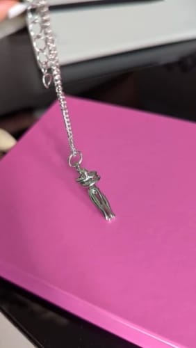 Customer photo review of Collar Abrazo Eterno