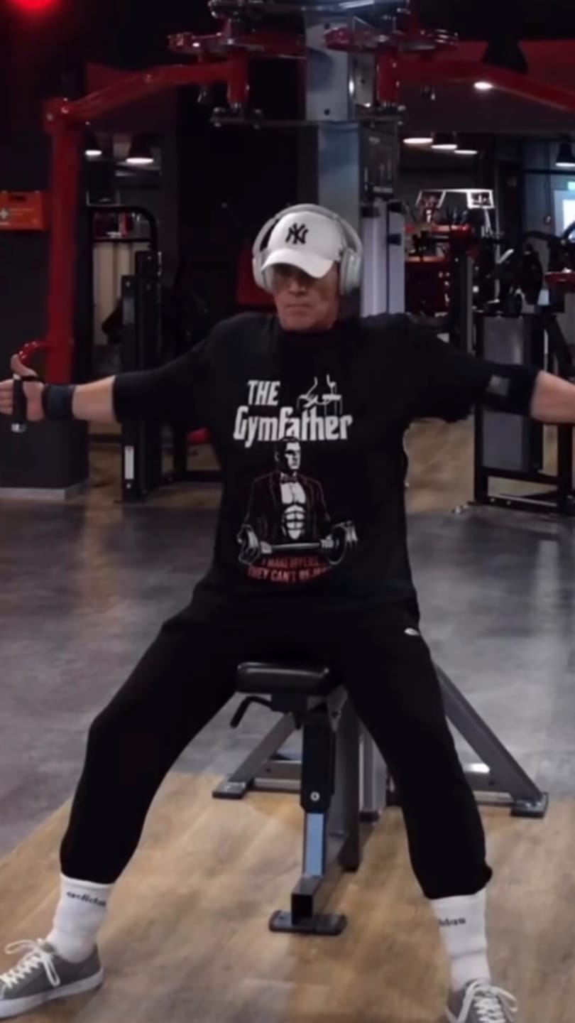 Customer photo review of THE GYMFATHER Unisex Premium Shirt (Backprint)